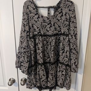 Navy blue Paisley tunic shirt from Francesca's